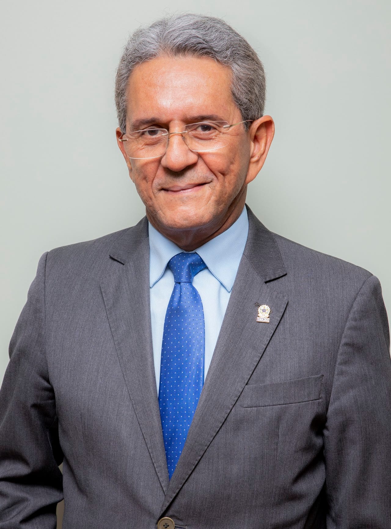 Des.-Itaney-Francisco-Campos-1.jpg