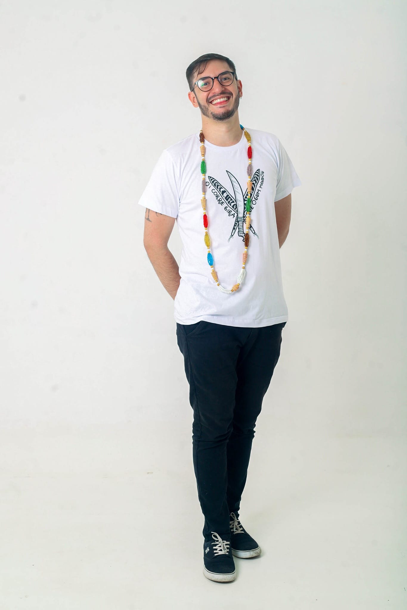 Deco Machado com colar de contas, foto promocional