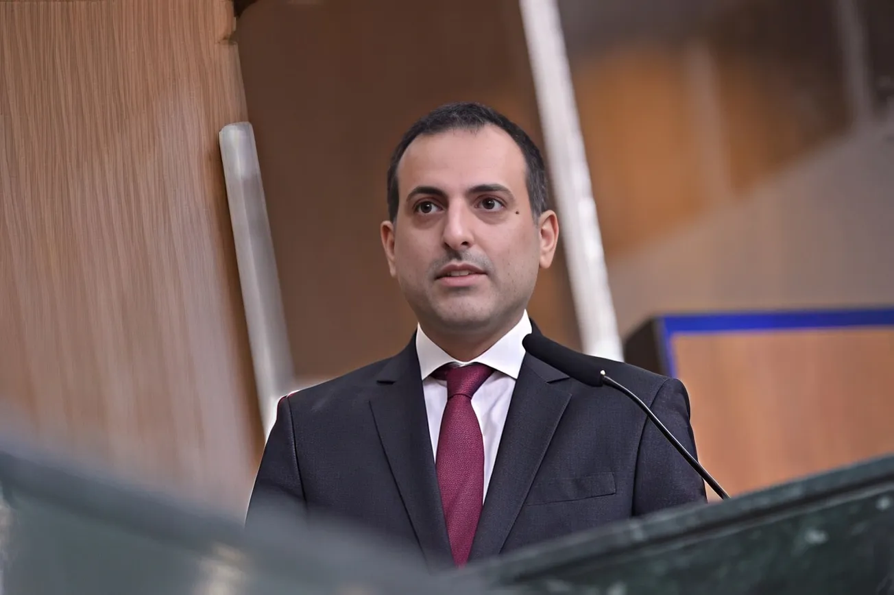 “Irã vive mudança irreversível”, analisa Sam Cyrous sobre a revolta que atravessa todas as províncias do país